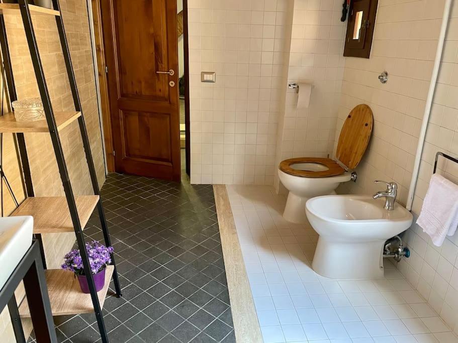 Lovely Apartment In Via Della Scala, Trastevere Rom Exteriör bild