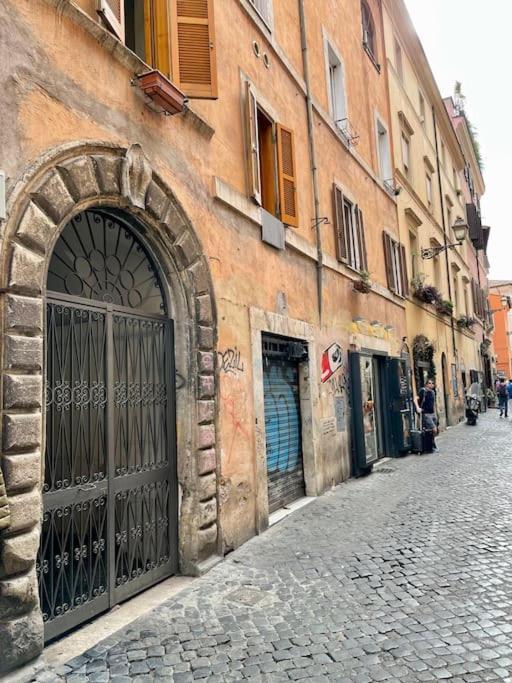 Lovely Apartment In Via Della Scala, Trastevere Rom Exteriör bild